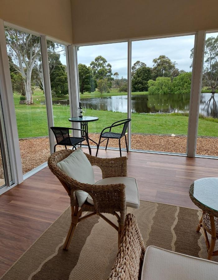 Abbivale Farm Cottage Harewood ภายนอก รูปภาพ